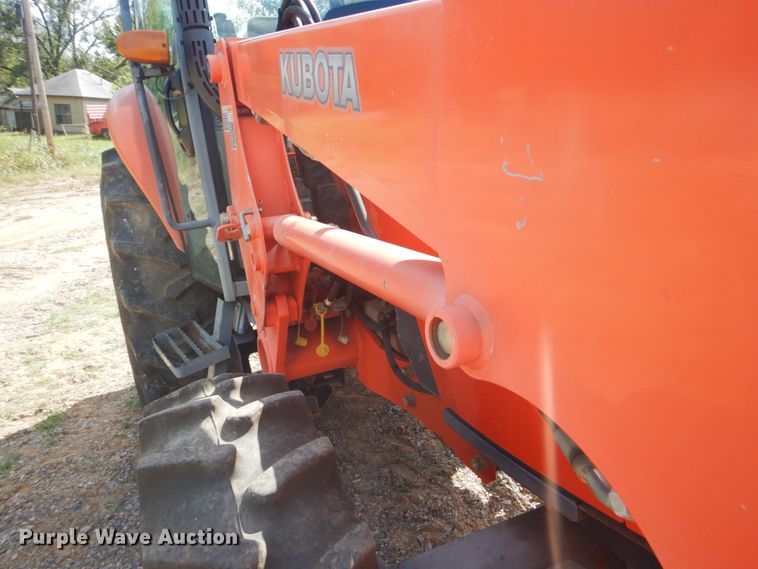 image for item GC9543 2006 Kubota M7040 MFWD tractor