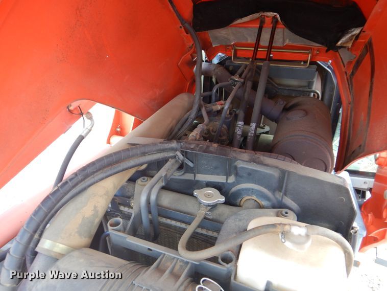 image for item GC9543 2006 Kubota M7040 MFWD tractor