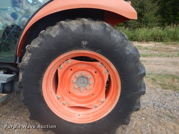 image for item GC9543 2006 Kubota M7040 MFWD tractor