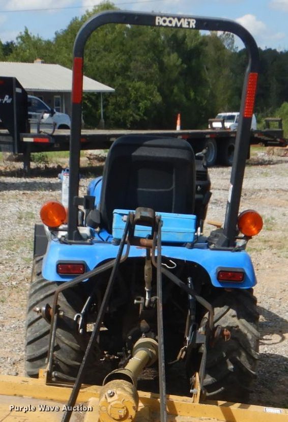 image for item GC9545 2007 New Holland TZ25DA MFWD tractor