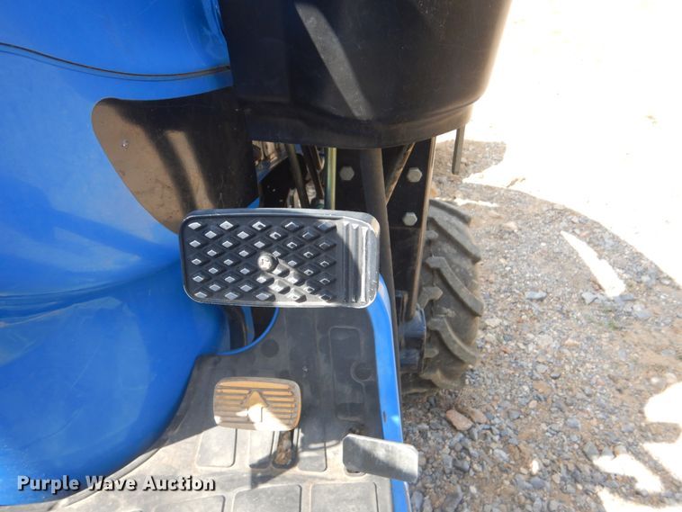 image for item GC9545 2007 New Holland TZ25DA MFWD tractor