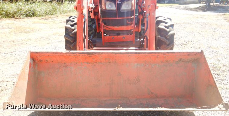 image for item GC9576 Kubota M9540 MFWD tractor