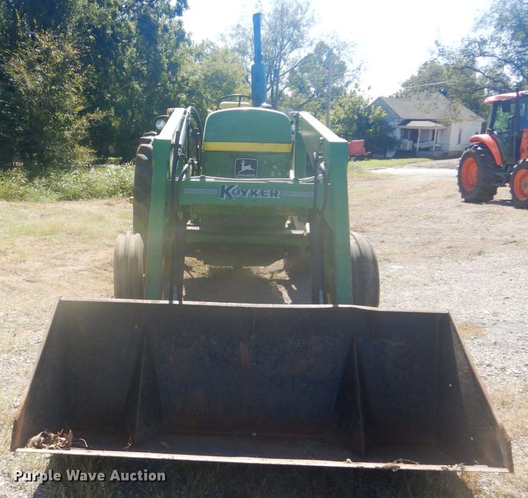 image for item GC9577 1978 John Deere 2840 tractor