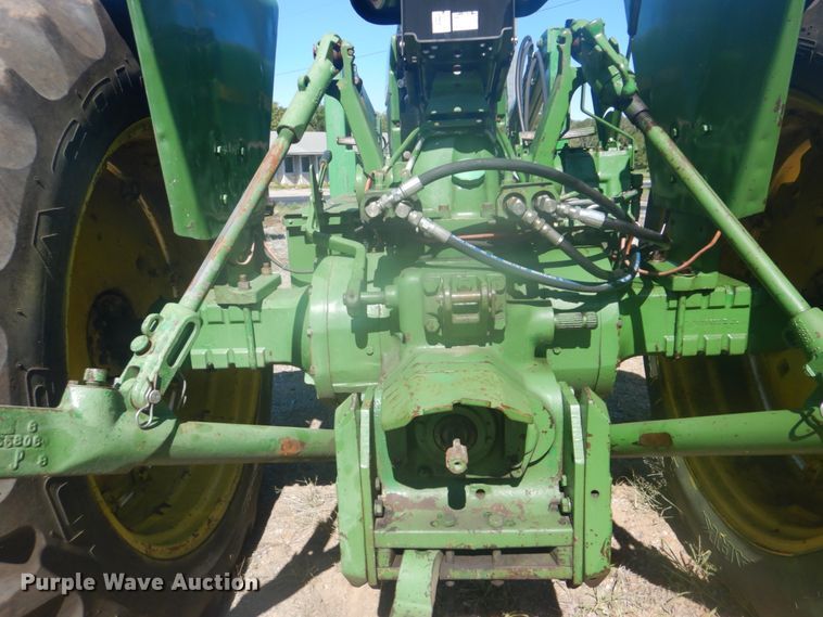 image for item GC9577 1978 John Deere 2840 tractor