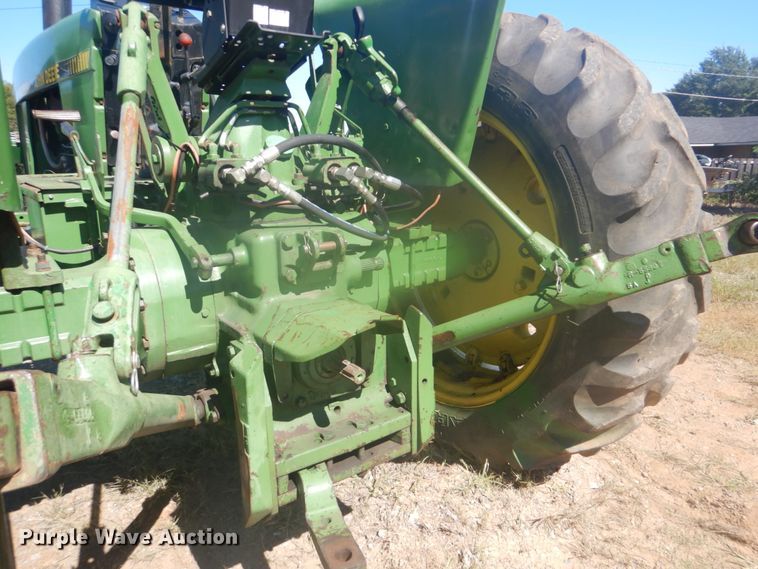 image for item GC9577 1978 John Deere 2840 tractor