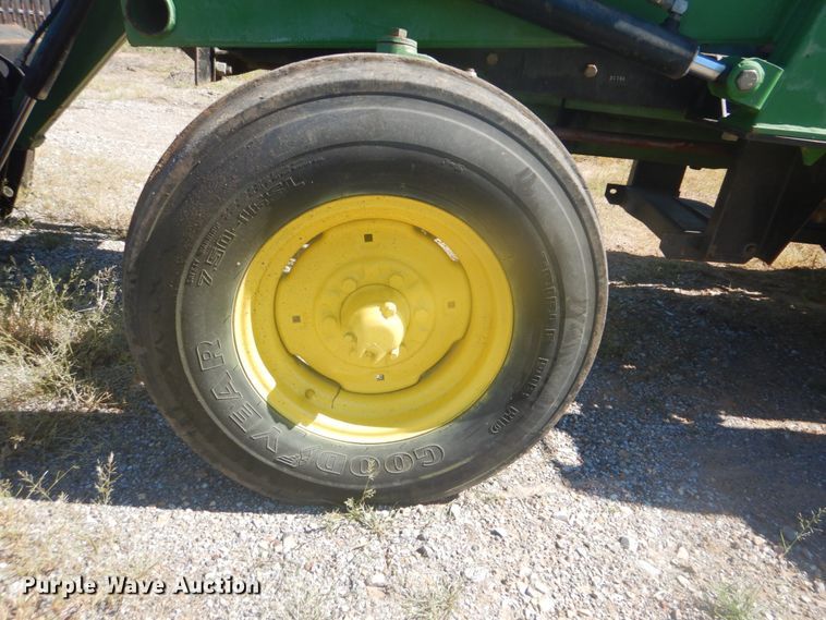 image for item GC9577 1978 John Deere 2840 tractor
