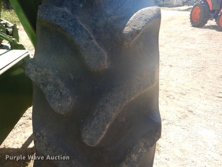 image for item GC9577 1978 John Deere 2840 tractor