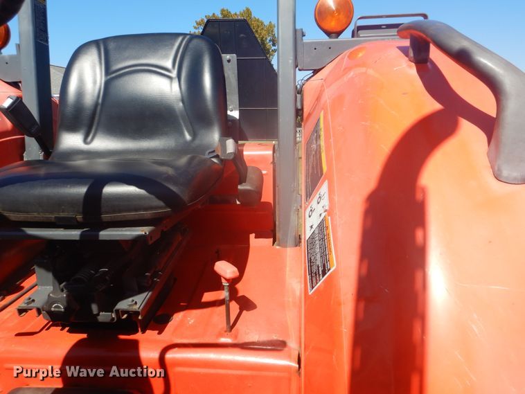 image for item GC9578 Kubota M5040 MFWD tractor