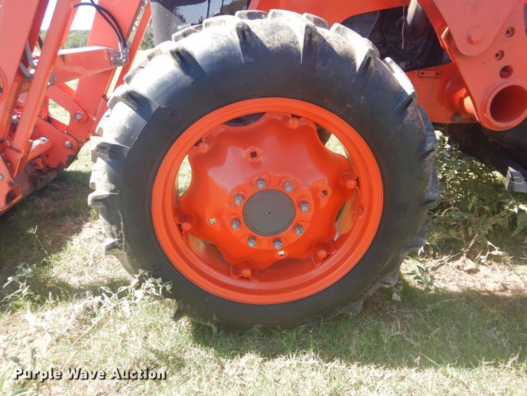 image for item GC9578 Kubota M5040 MFWD tractor