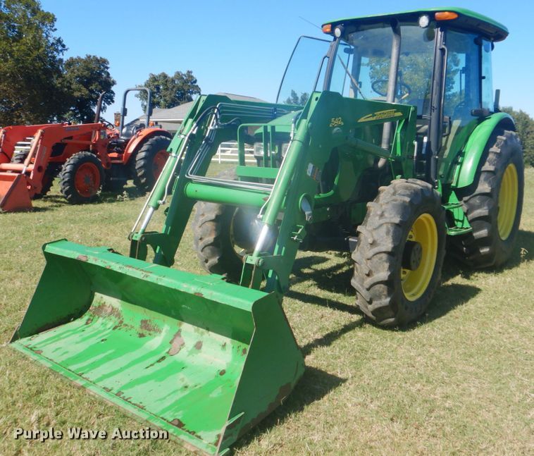 image for item GC9579 2009 John Deere 5083E MFWD tractor