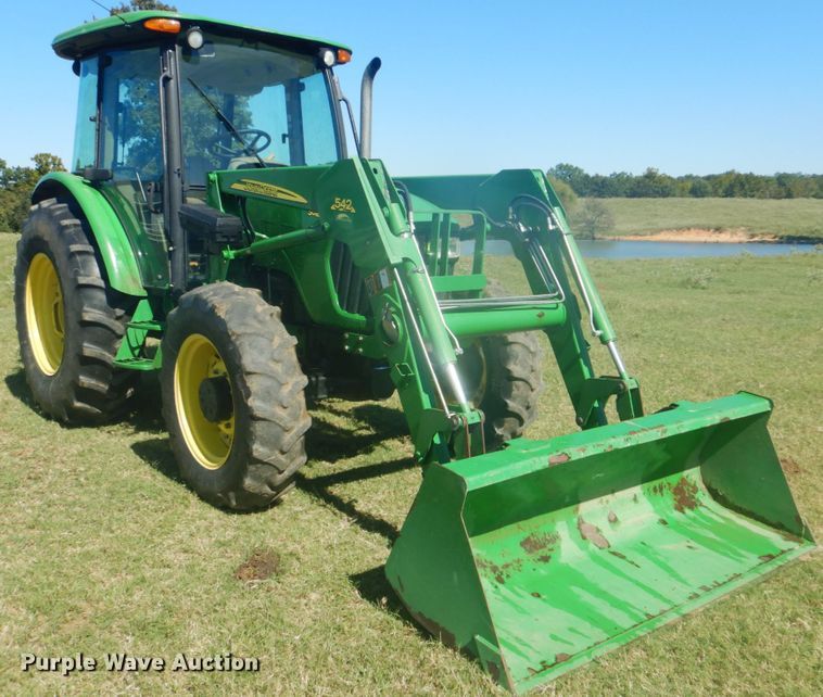 image for item GC9579 2009 John Deere 5083E MFWD tractor