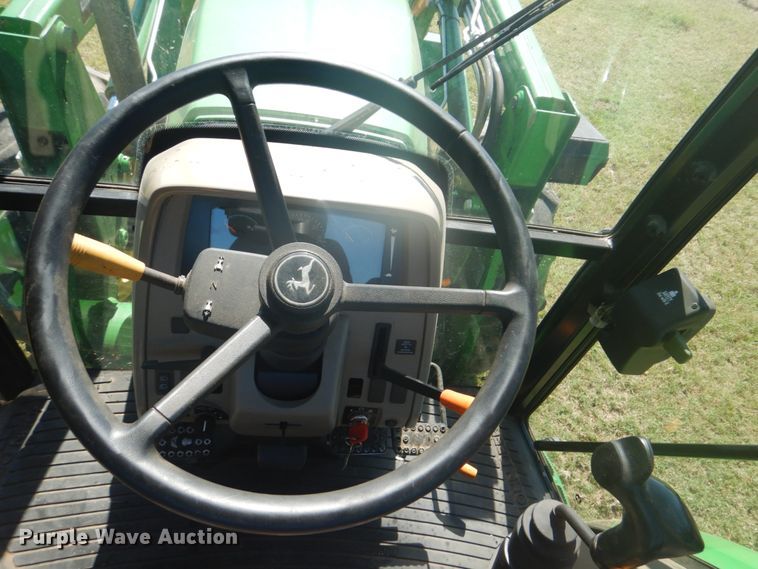 image for item GC9579 2009 John Deere 5083E MFWD tractor