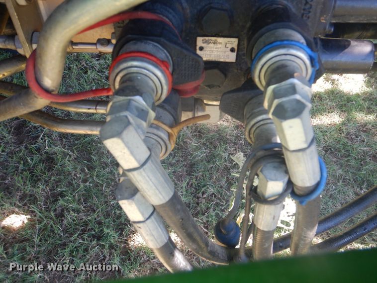 image for item GC9579 2009 John Deere 5083E MFWD tractor