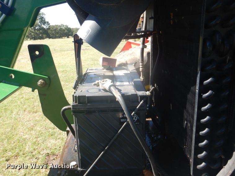 image for item GC9579 2009 John Deere 5083E MFWD tractor