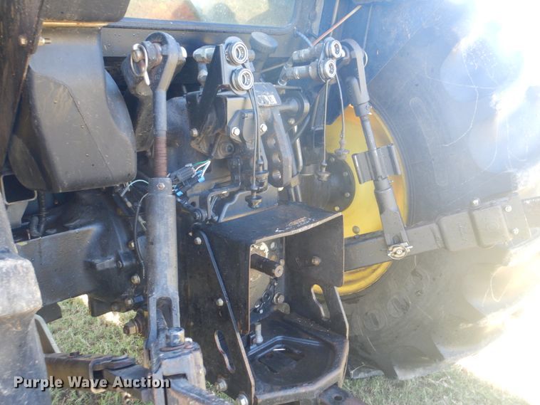image for item GC9579 2009 John Deere 5083E MFWD tractor