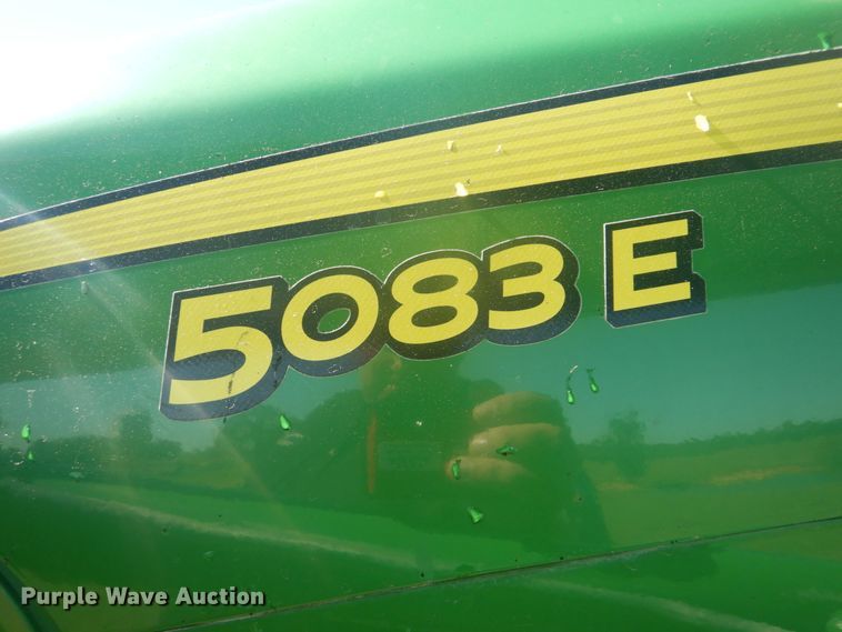 image for item GC9579 2009 John Deere 5083E MFWD tractor