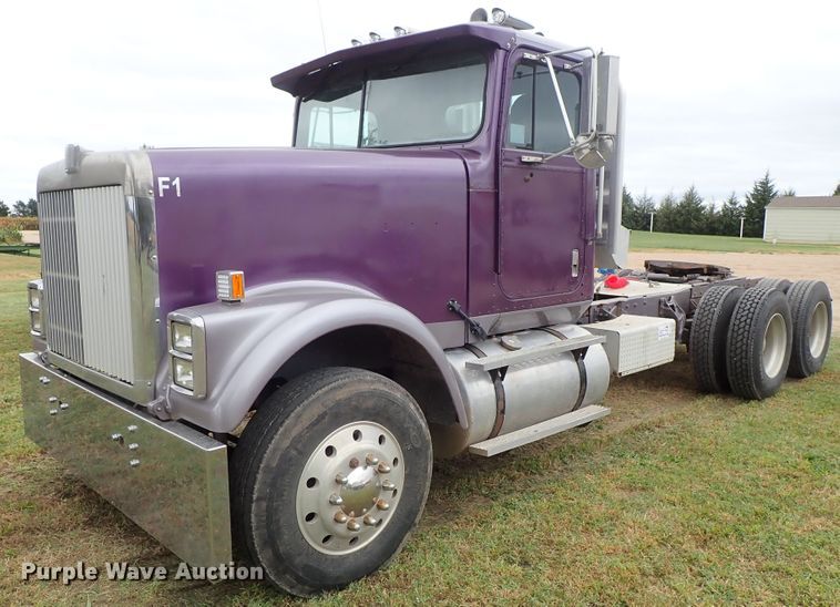 image for item DB7706 1988 International 9370 semi truck