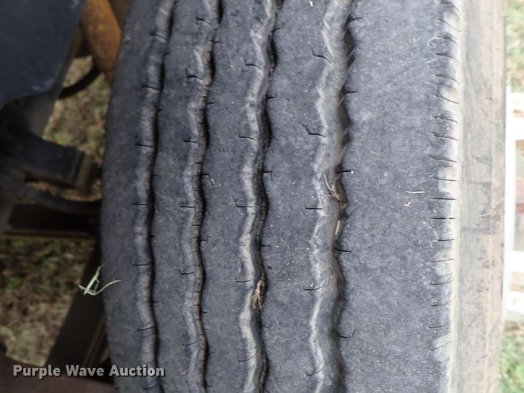 image for item DB7706 1988 International 9370 semi truck