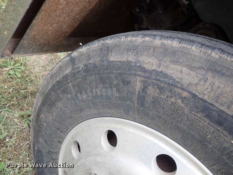 image for item DB7706 1988 International 9370 semi truck