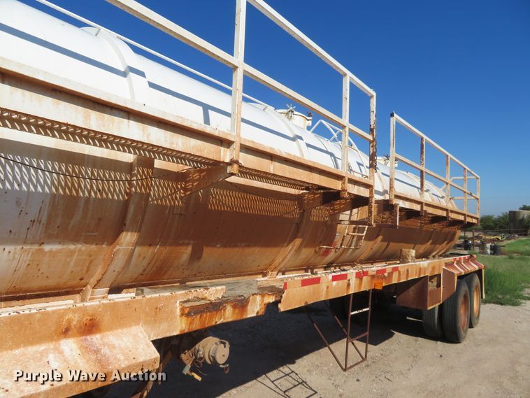 image for item DC0789 2006 Eagle vacuum tank trailer