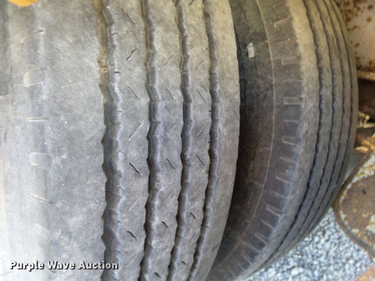 image for item DE7978 Landoll tilt deck equipment trailer