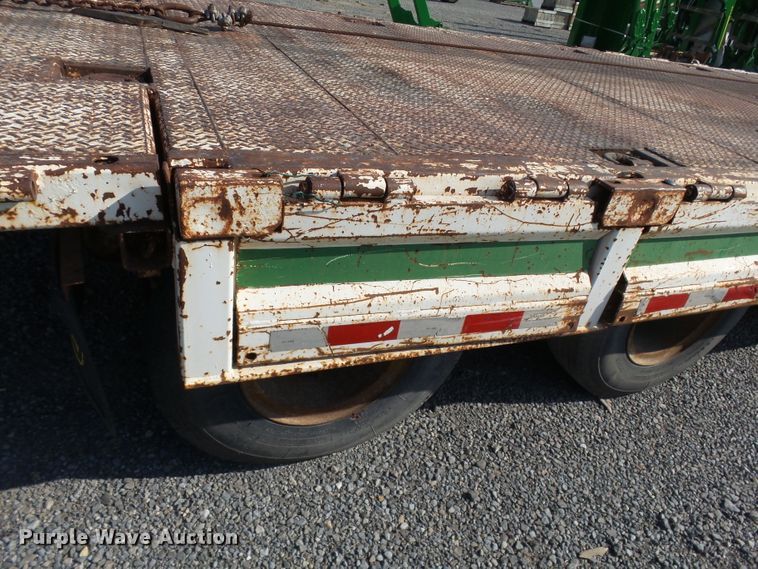 image for item DE7978 Landoll tilt deck equipment trailer