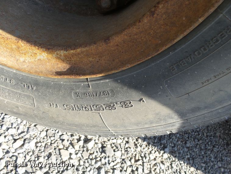 image for item DE7978 Landoll tilt deck equipment trailer