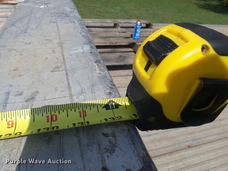 image for item DE7979 2004 Reitnouer 50T drop deck trailer