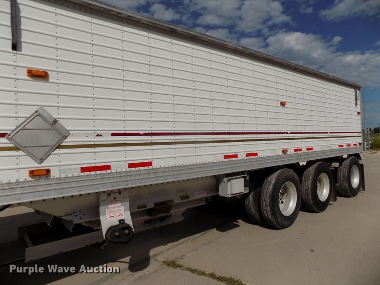 image for item DG2433 2015 Timpte Super Hopper T5062S double hopper bottom grain trailer