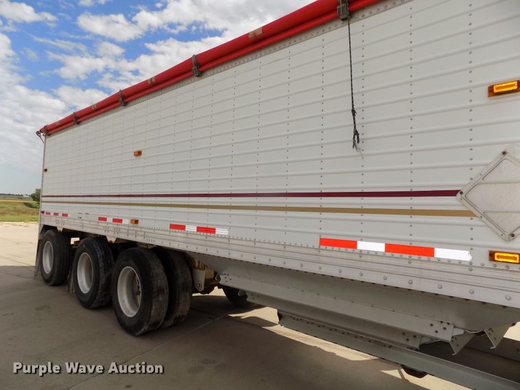 image for item DG2433 2015 Timpte Super Hopper T5062S double hopper bottom grain trailer