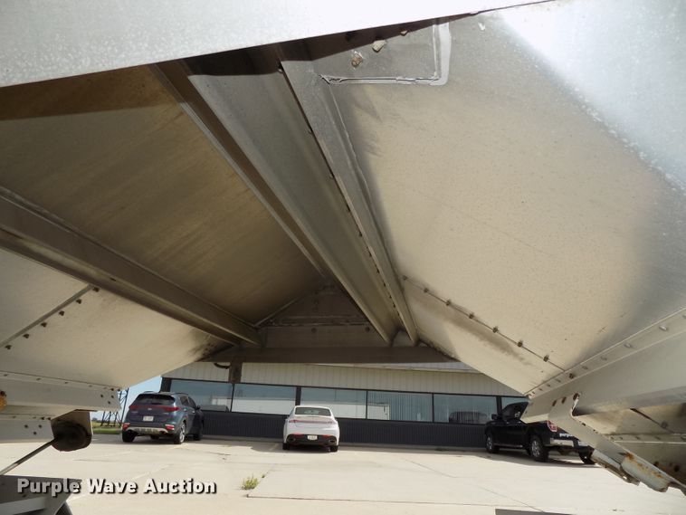 image for item DG2433 2015 Timpte Super Hopper T5062S double hopper bottom grain trailer