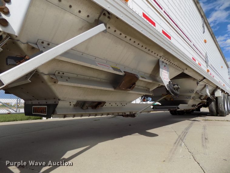 image for item DG2433 2015 Timpte Super Hopper T5062S double hopper bottom grain trailer