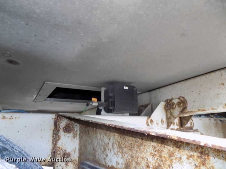 image for item DG2433 2015 Timpte Super Hopper T5062S double hopper bottom grain trailer