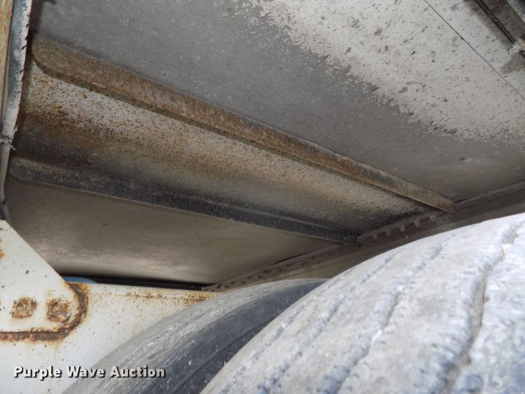 image for item DG2433 2015 Timpte Super Hopper T5062S double hopper bottom grain trailer