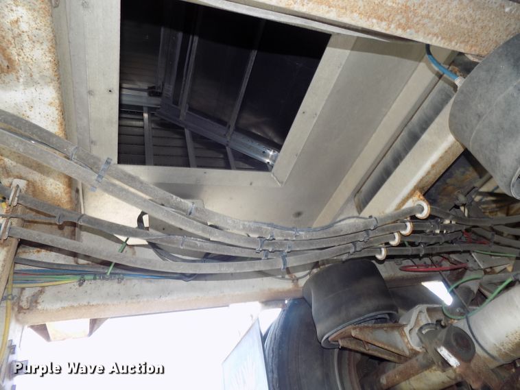 image for item DG2433 2015 Timpte Super Hopper T5062S double hopper bottom grain trailer