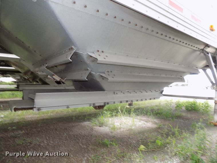 image for item DG2433 2015 Timpte Super Hopper T5062S double hopper bottom grain trailer
