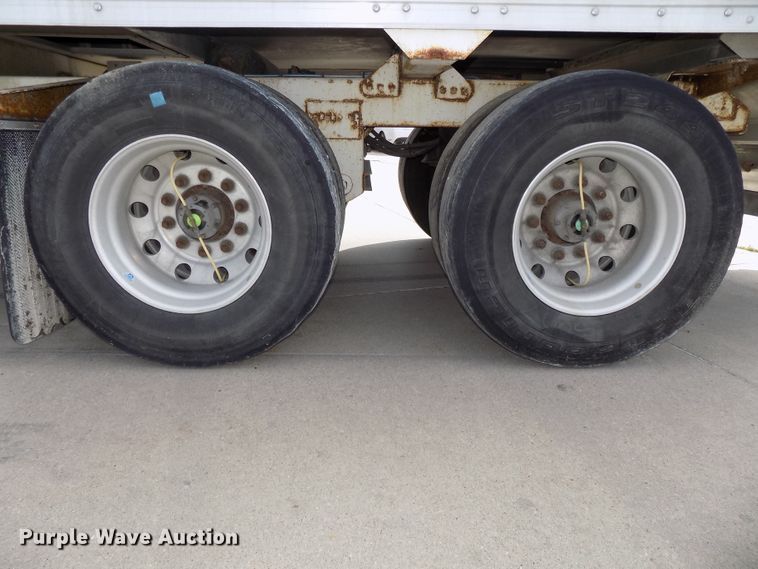 image for item DG2433 2015 Timpte Super Hopper T5062S double hopper bottom grain trailer