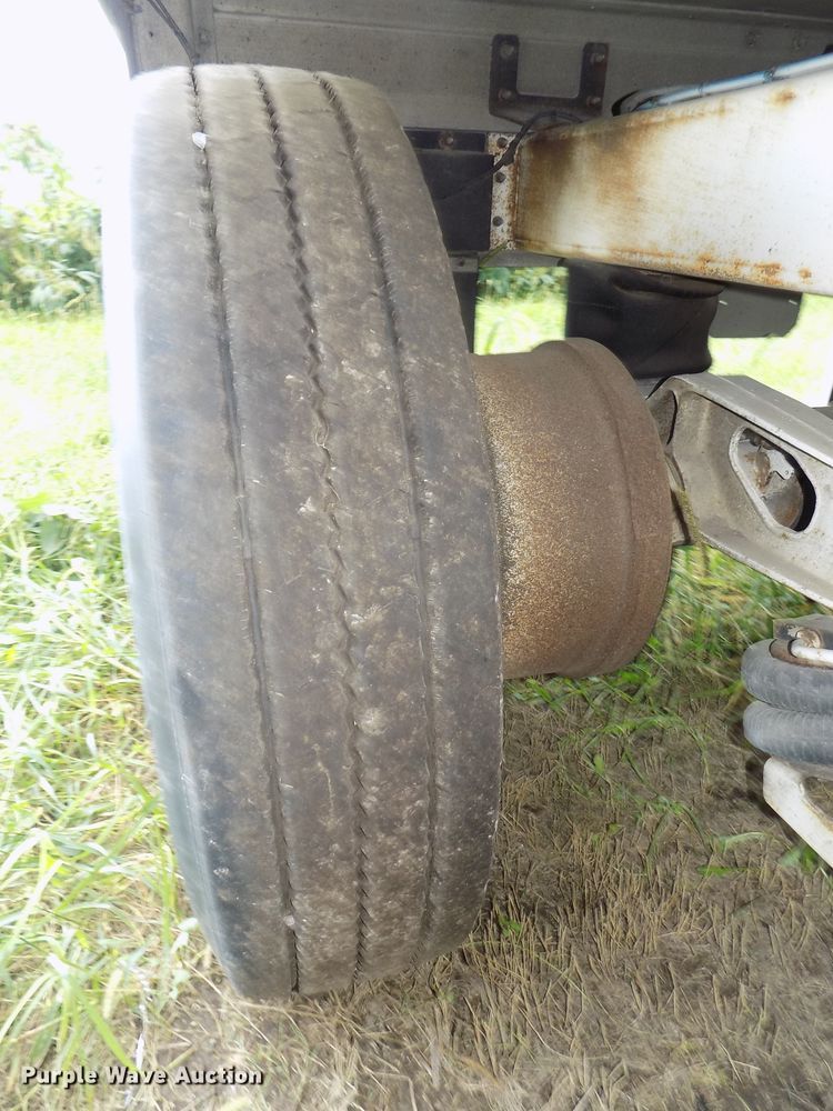 image for item DG2433 2015 Timpte Super Hopper T5062S double hopper bottom grain trailer