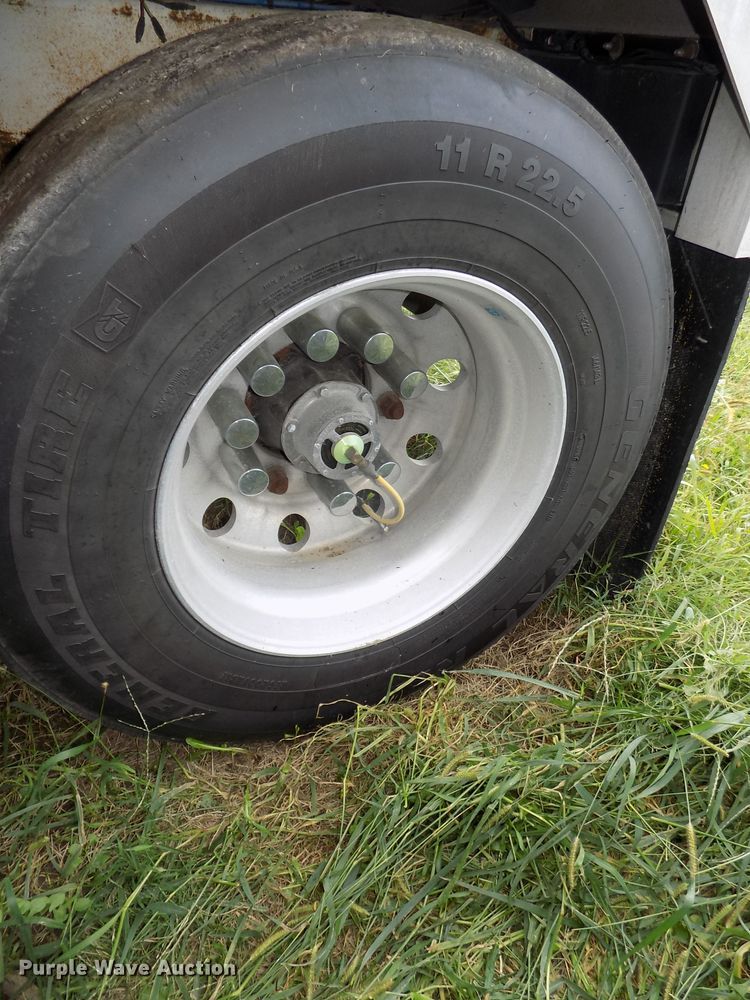 image for item DG2433 2015 Timpte Super Hopper T5062S double hopper bottom grain trailer