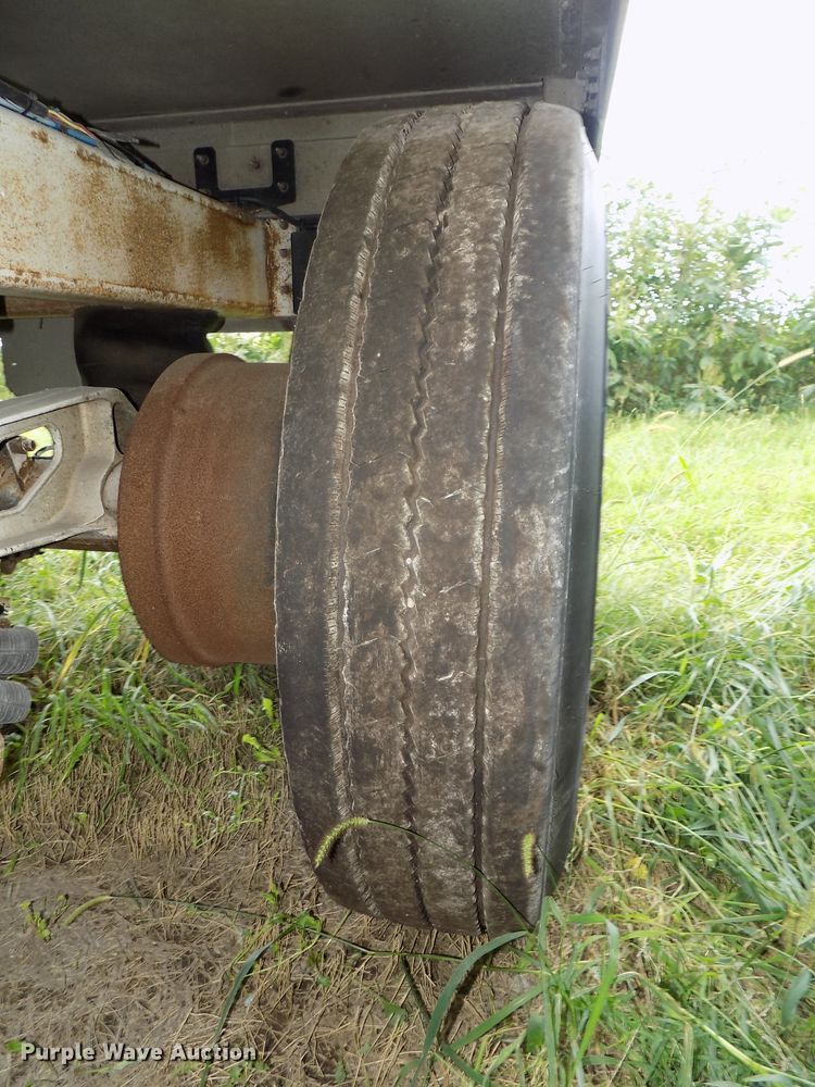 image for item DG2433 2015 Timpte Super Hopper T5062S double hopper bottom grain trailer