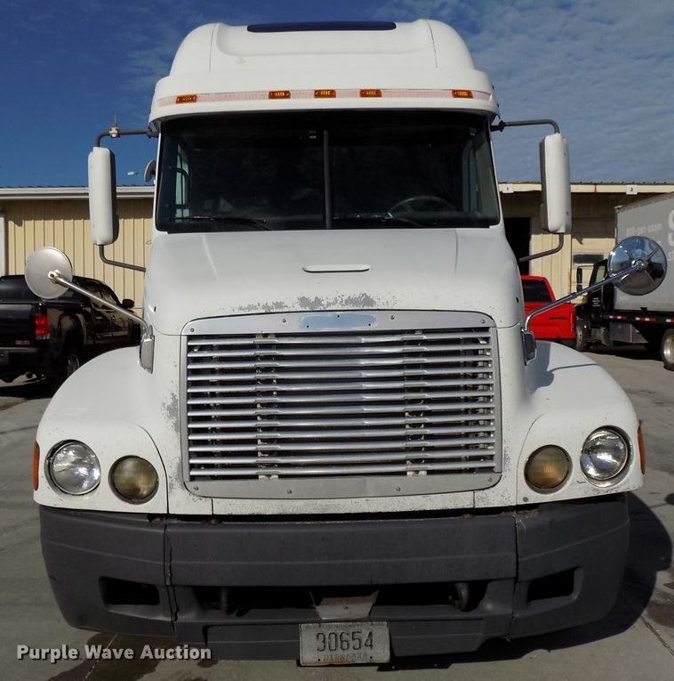 image for item DG2452 2002 Freightliner Century Class CST120 truck tractor