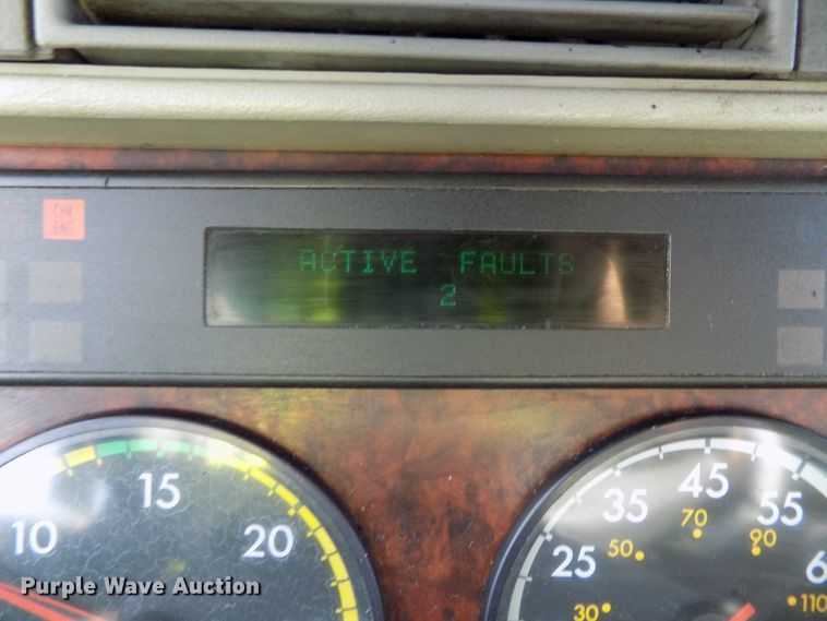 image for item DG2452 2002 Freightliner Century Class CST120 truck tractor