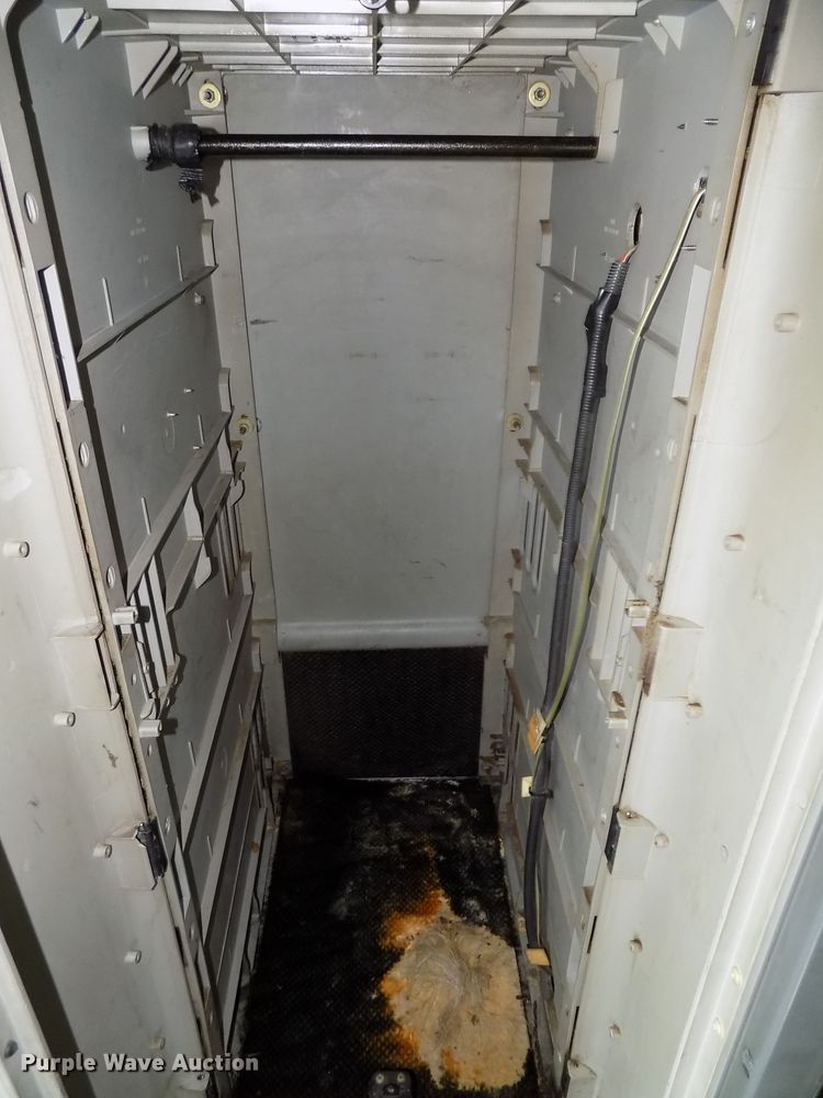 image for item DG2452 2002 Freightliner Century Class CST120 truck tractor