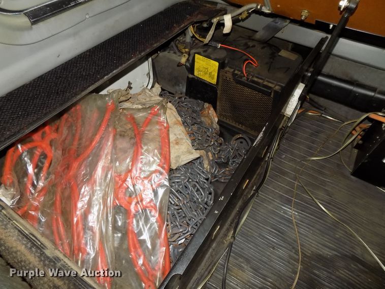 image for item DG2452 2002 Freightliner Century Class CST120 truck tractor