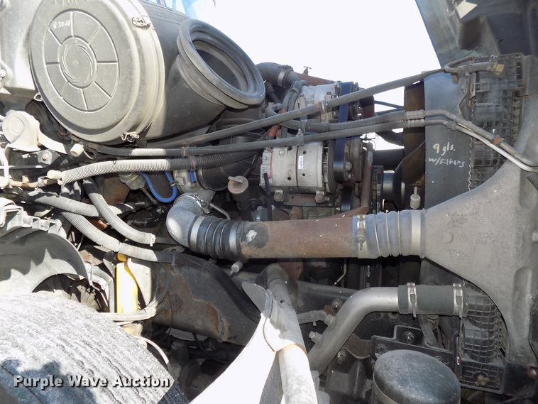 image for item DG2452 2002 Freightliner Century Class CST120 truck tractor