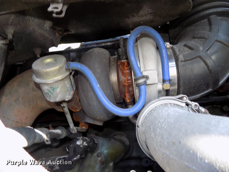 image for item DG2452 2002 Freightliner Century Class CST120 truck tractor