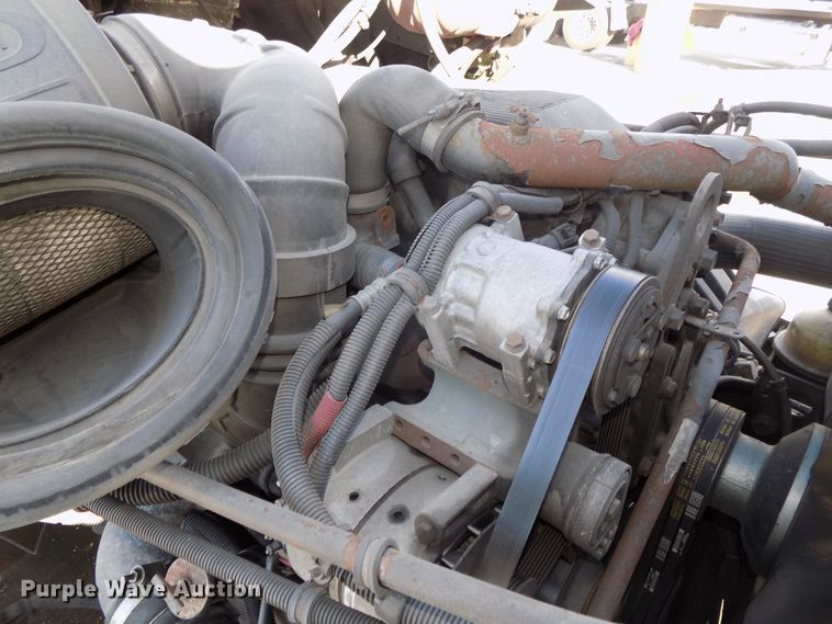 image for item DG2452 2002 Freightliner Century Class CST120 truck tractor