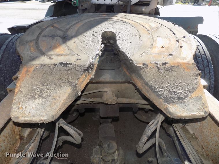 image for item DG2452 2002 Freightliner Century Class CST120 truck tractor