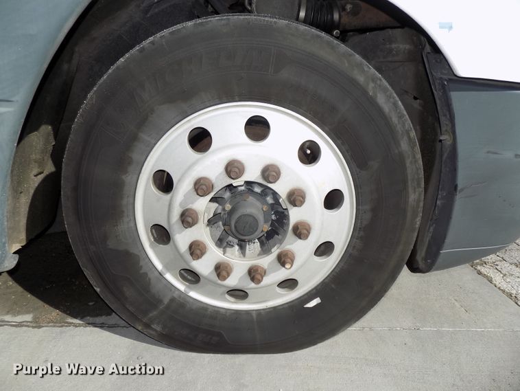 image for item DG2452 2002 Freightliner Century Class CST120 truck tractor