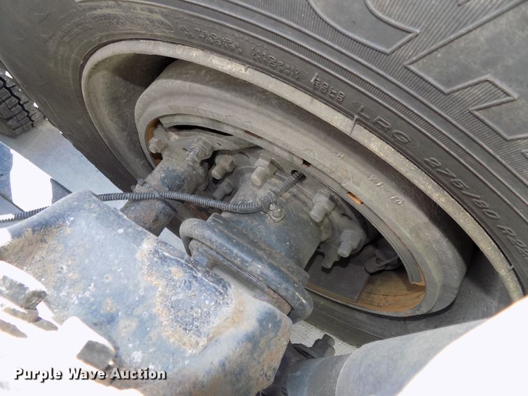 image for item DG2453 2007 Freightliner Columbia semi truck